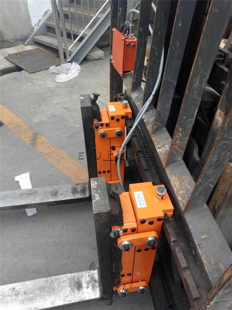 無(wú)線傳輸叉車(chē)稱(chēng)重系統(tǒng)